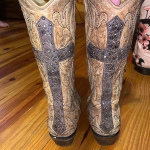 Corral Cross Bedazzled & Embroidered Cowboy Boots